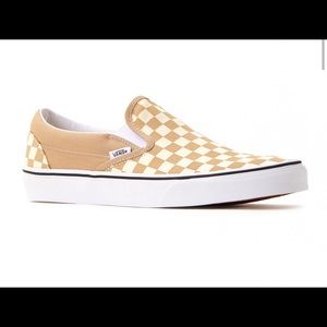Tan Checkered Board Classic slip-on Vans